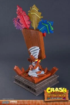 CRASH BANDICOOT - Masque Taille Réelle Aku Aku - 65cm -Figurines Mania Soldes Magasin FIGPPLSAKU 5