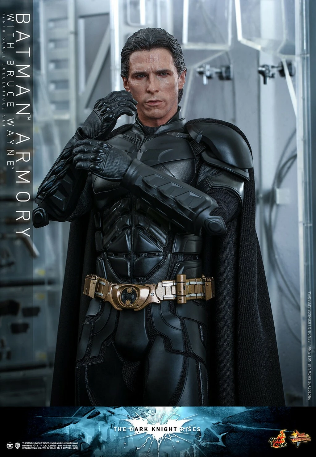Hot Toys DC COMICS - Armurerie Batman Avec Bruce Wayne - Figurine 1/6 31cm 2 Hot Toys DC COMICS - Armurerie Batman Avec Bruce Wayne - Figurine 1/6 31cm – Image 2